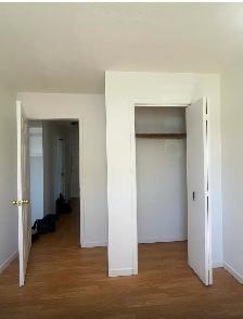 Private room for rent - Photo 2