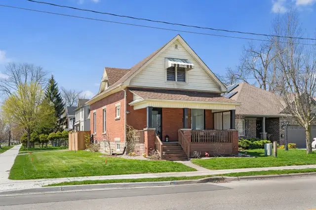 This St.Thomas Home Has Everything Done For You - Under $475k
