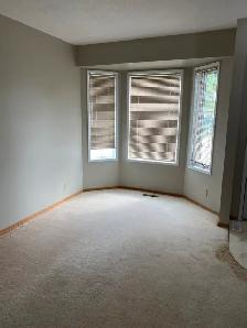 For rent in Lacombe - Photo 2