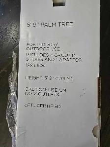 5 ft 9 led palm tree new in the box - Photo 3