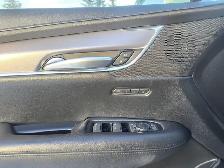 2018 Cadillac XT5 AWD - LUXURY 3.6 V6 SUV! LEATHER! SUNROOF! - Photo 19