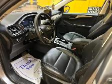 2022 Ford Escape SE - AWD! LEATHER! HEATED SEATS! BIG SCREEN! - Photo 9