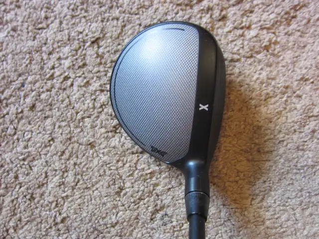A LOT OF GOLFERS ARE PUTTING A #7 WOOD IN THEIR BAG