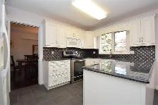 one bedroom for rent on Kirkbridge Dr, close to U of M - Photo 2