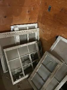 antique windows - Photo 2