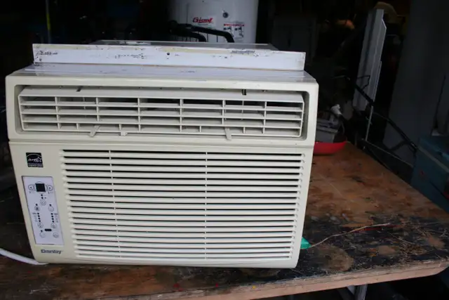 Air climatisé conditionné (Clim) 12,000 btu fonctionnel Livraiso