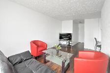COLOC - CHAMBRE DES MAÎTRES, BEAU BALCON, VUE IMPRENABLE SUR RUE - Photo 2