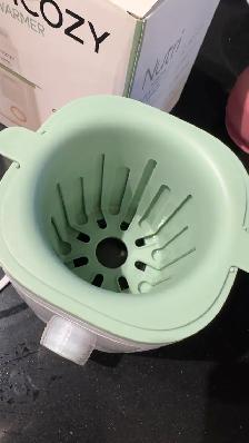 Momcozy Bottle Warmer – Like New – $30 CAD