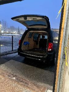 On-Call/ Part Time Courier Subcontractor with Minivan Wanted