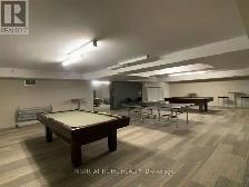 Luxurious 2 Bedroom   2 Bathroom Condo/Renovated/Downtown T.O. - Photo 9