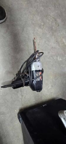 Tools, drills skill saws, worm drive saw, lots of miscellaneo - Photo 3
