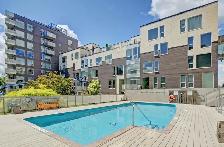 1 Bed   1 Bath Condo | LeBreton Flats | Parking Included - Photo 4