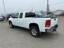 2010 GMC sierra as is - Photo 2