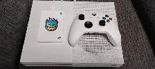500GB Xbox One S & New Controller with Extra 1TB Harddrive HDD