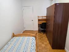 Room for Rent / North York / York Village - Photo 2