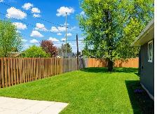 For Sale- Westfort Bungalow with huge yard and heated garage - Photo 2