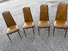 Free delivery used Vintage Dining Table and Chairs Set - Photo 9