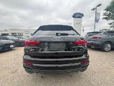 2024 Audi Q3 Technik 45 TFSI quattro S-LINE Low Kms - Photo 4