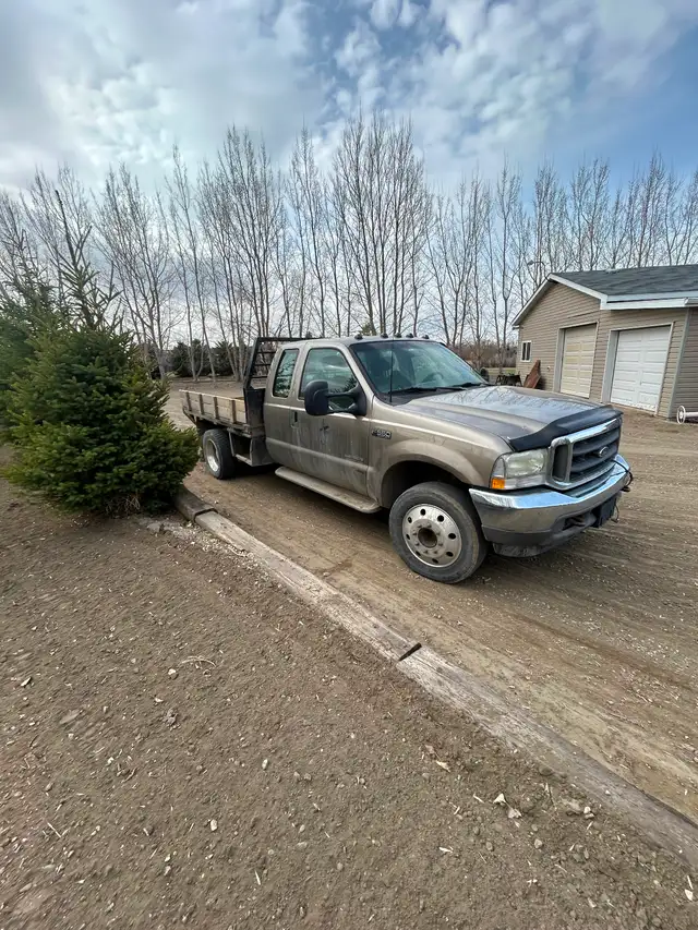 03 ford F 550 flatdeck truck
