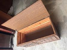 Free delivery used Vintage Cedar Lined Storage Chest - Photo 3