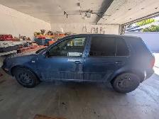 2007 Volkswagen City Golf 5 speed manual - Photo 4