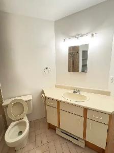 Condo 4 ½ à louer à 800 m du métro Montmorency - Photo 11