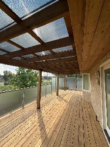 Deck and pergola - Photo 4