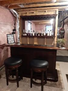 BAR SET WITH PUB TABLE AND CHAIRS