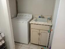 Scarborough room for rent - Photo 3