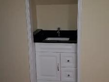 Large 3 bedroom basement apartment for Rent - Photo 6