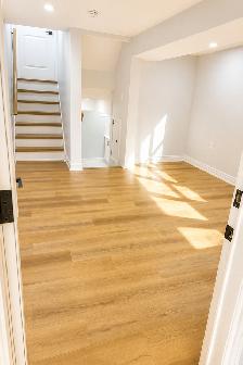 Legal Basement 2BHK Room for rent Main floor - Photo 13