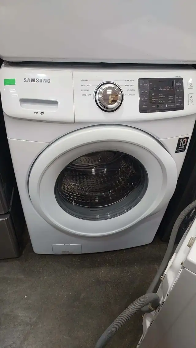 Samsung 27" White Washer – Used, Good Condition!