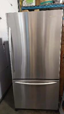 33' KitchenAid Bottom Mount Fridge – Stainless Steel