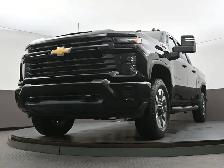 2025 Chevrolet Silverado 2500 CUSTOM Strong Towing, Bold Styling - Photo 38