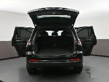 2024 Jeep Grand Cherokee Limited AWD Call 902-466-9550 Apple Car - Photo 61
