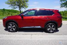 2021 Nissan Rogue PLATINUM RESERVE / 1 OWNER / NO ACCIDENTS / HU - Photo 2