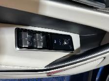 2024 Jaguar F-PACE - Photo 11