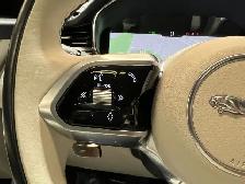 2024 Jaguar F-PACE - Photo 19