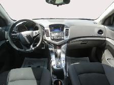 2016 Chevrolet Cruze Limited 4dr Sdn LT w/1LT - Photo 10