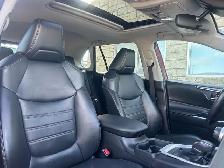 2019 Toyota RAV4 AWD XLE PREMIUM - Photo 17