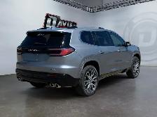 2026 GMC Acadia - Photo 5