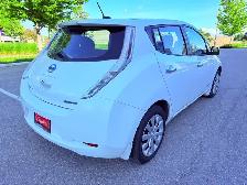 2015 Nissan Leaf S 4dr Hatchback Automatic - Photo 5