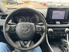 2021 Toyota RAV4 LE AWD : Backup Camera - Photo 12