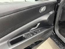 Hyundai Elantra Essential 2025 à vendre - Photo 9