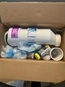 Hayward salt chlorinate with turbo cell new never installed - Photo 3