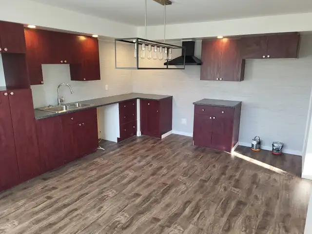 Logement 51/2 st-jérôme