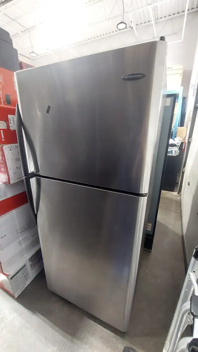 Fridge - Frigidaire Top freezer Single Door - Stainless Steel