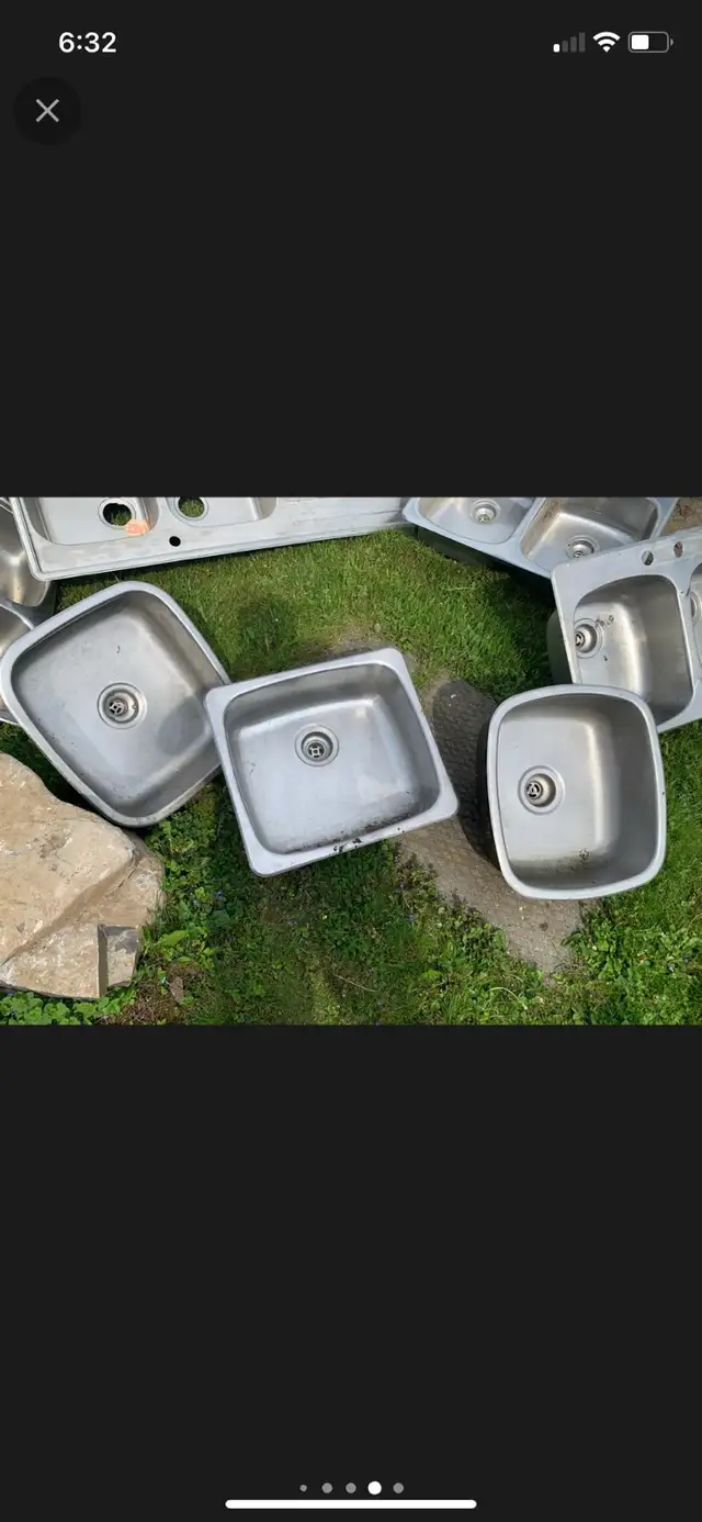 Lots of sinks