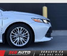 2018 Toyota Camry XLE Hybrid - Photo 7