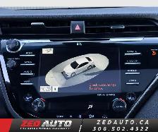 2018 Toyota Camry XLE Hybrid - Photo 19